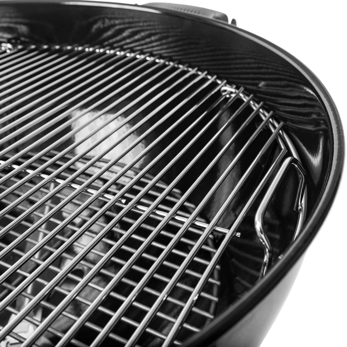Black 22-Inch Charcoal Grill L37240