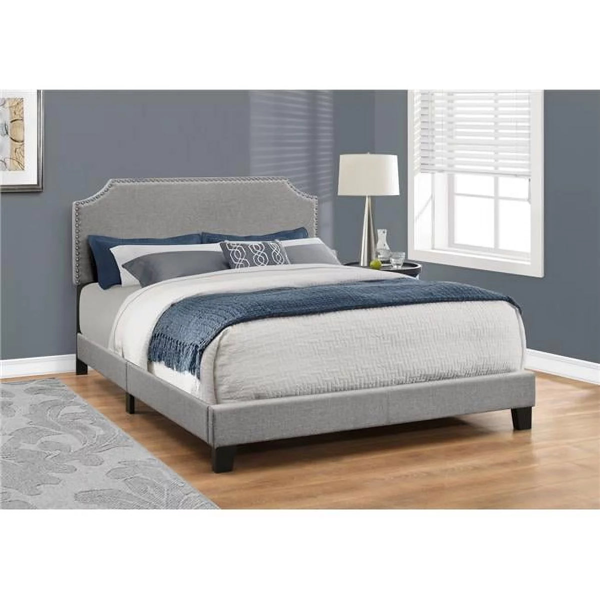 Queen Size Bed with Chrome Trim U68542