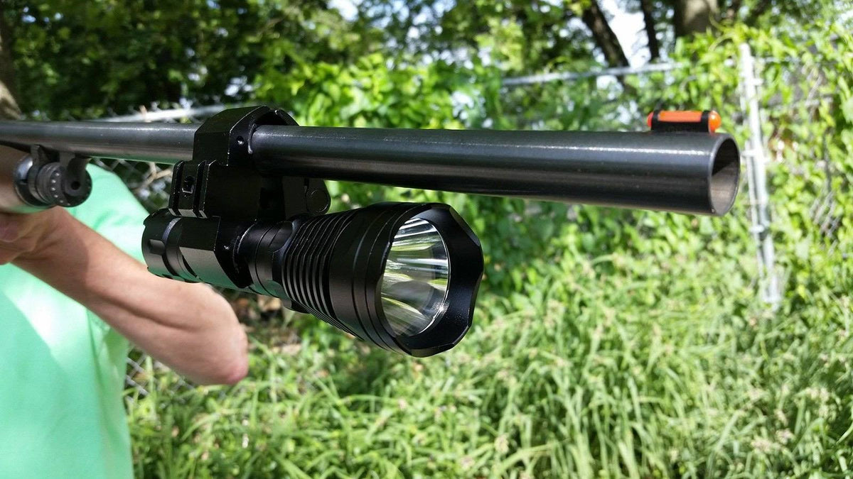 Rechargeable Tactical LED Flashlight with Remote Pressure Switch L883649