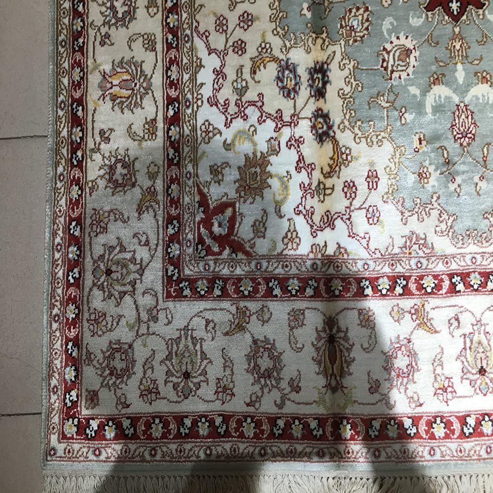4ft x 6ft Handmade Silk Carpet I831211