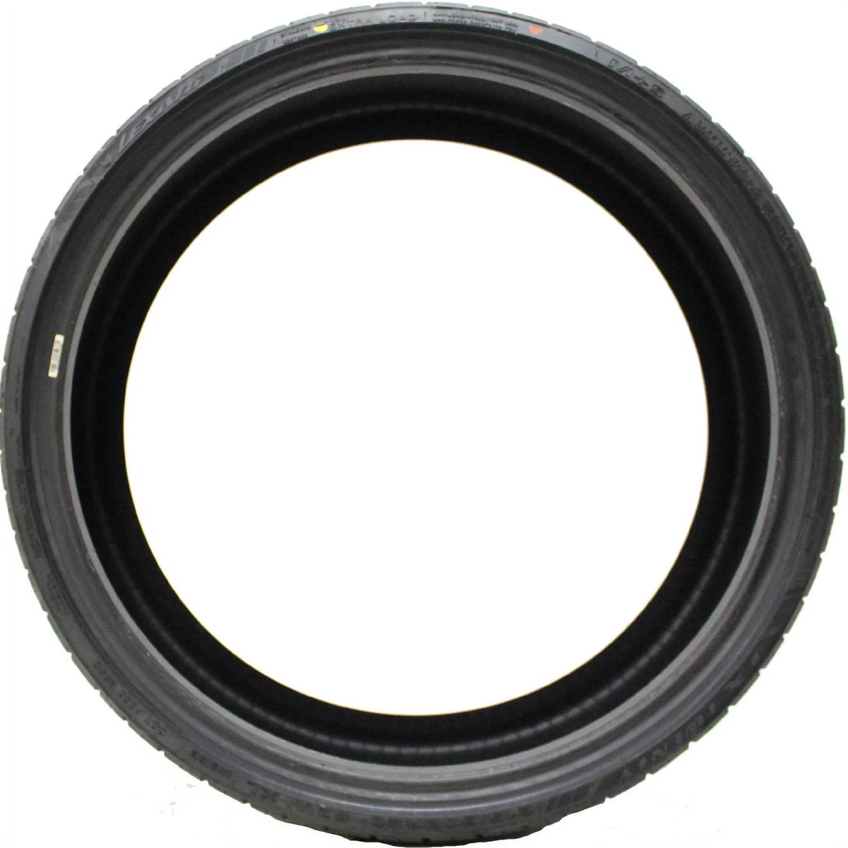 255/40ZR20 101W XL Passenger Tire A249403