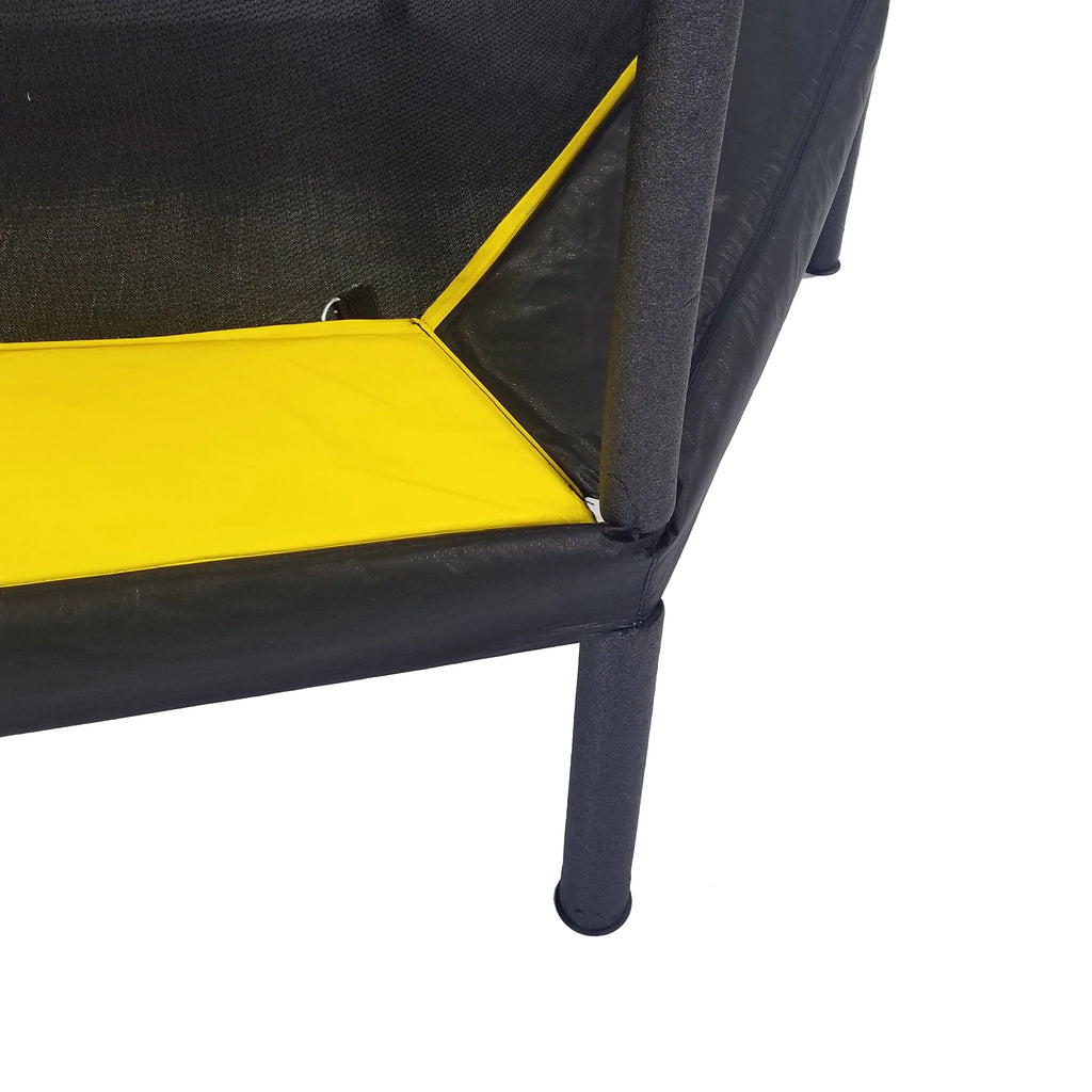 7.5-Foot Trampoline with Enclosure O24245