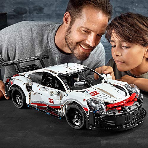 Porsche 911 RSR Race Car Model Building Kit V997