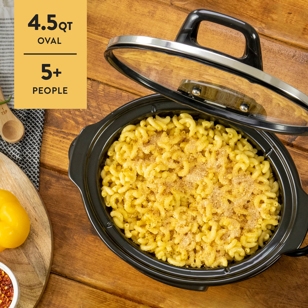 4.5-Quart Black Slow Cooker V4042