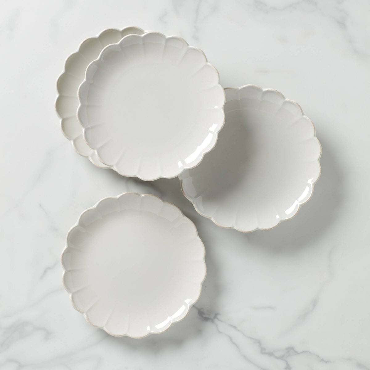 French Perle Scallop 4-Piece Accent Plate Set P635