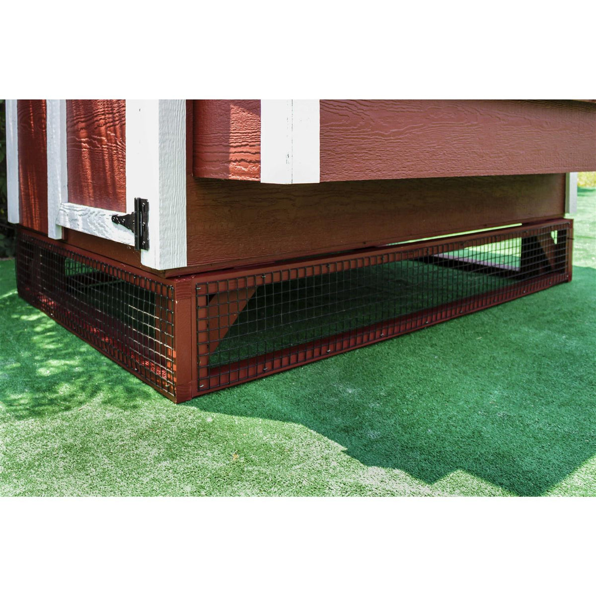 Chicken Coop P536