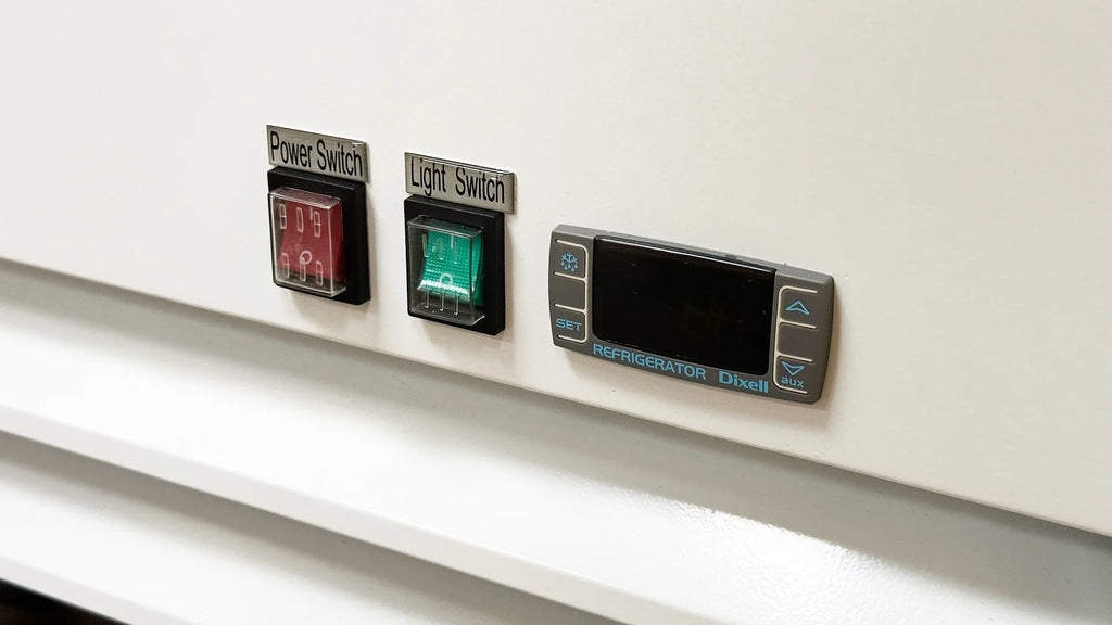 Glass Door Refrigerator Z67139