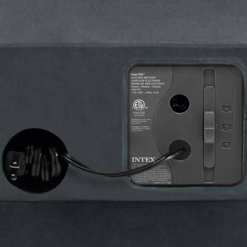 Queen Size Air Mattress with Built-in Pump H9831